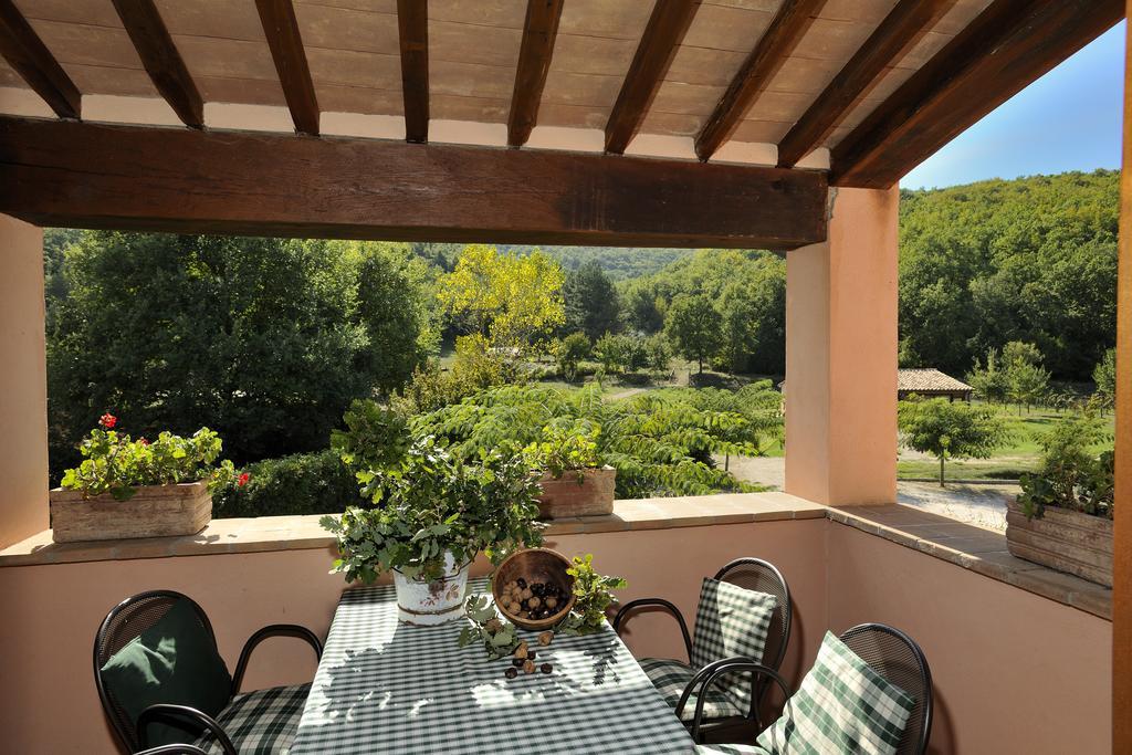 Agriturismo Il Corniolo Cenerente Zimmer foto